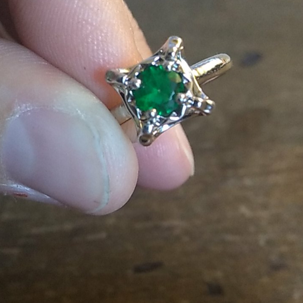 green ring